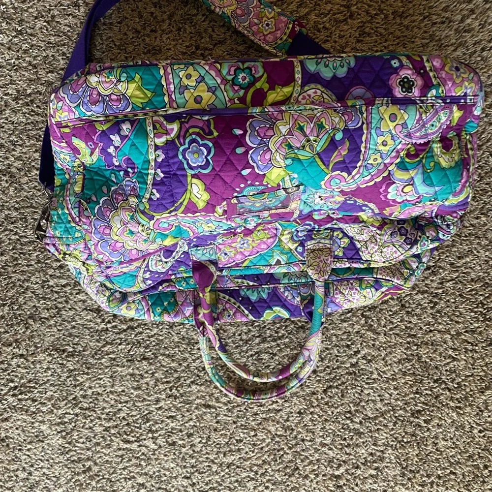 Vibrant Vera Bradley Paisley Women's Duffle - Picture 7 of 7